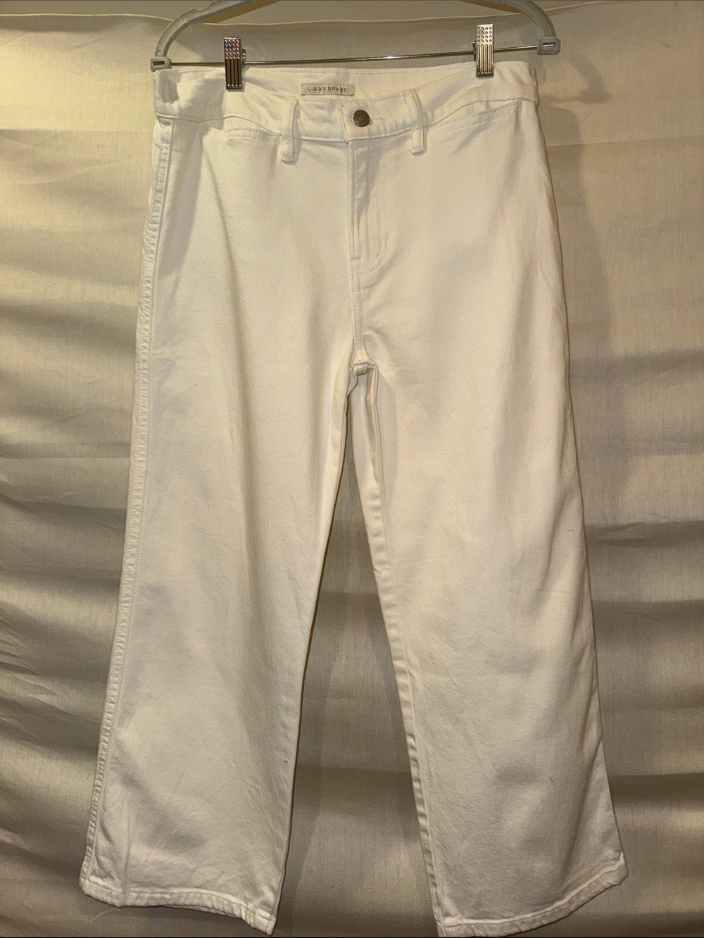 Lucky Brand White Wide-Leg Jeans Mid-rise crop.